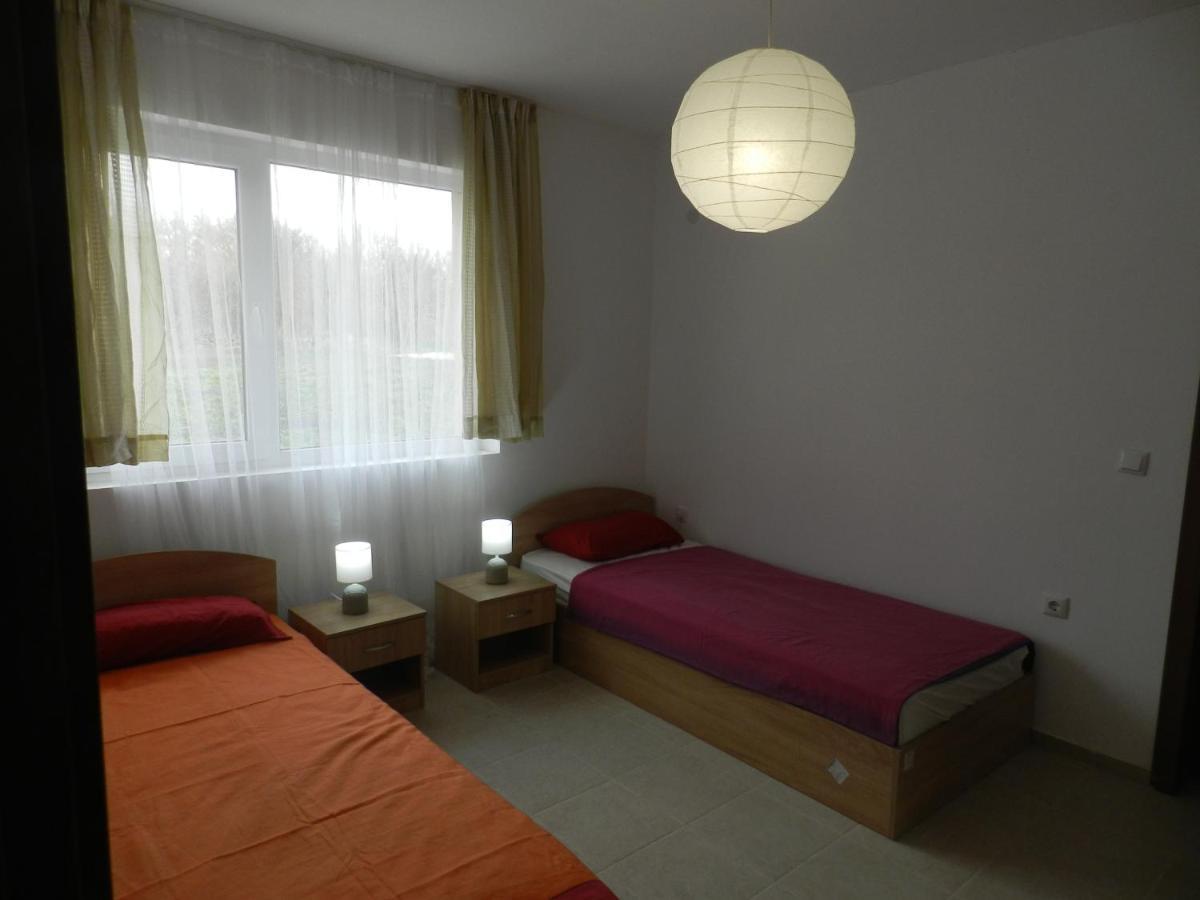 Villa Campo Езерец Екстериор снимка